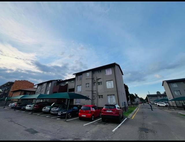 2 BEDROOM APARTMENT FOR SALE IN BENONI CENTRAL